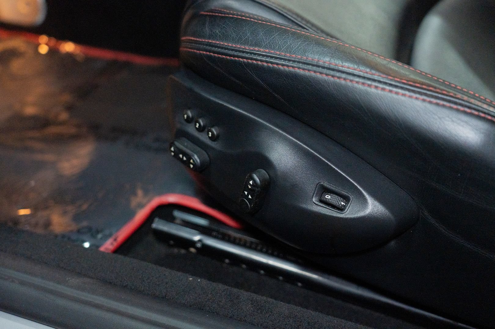 Used 2014 Maserati GranTurismo Sport RWD image 19