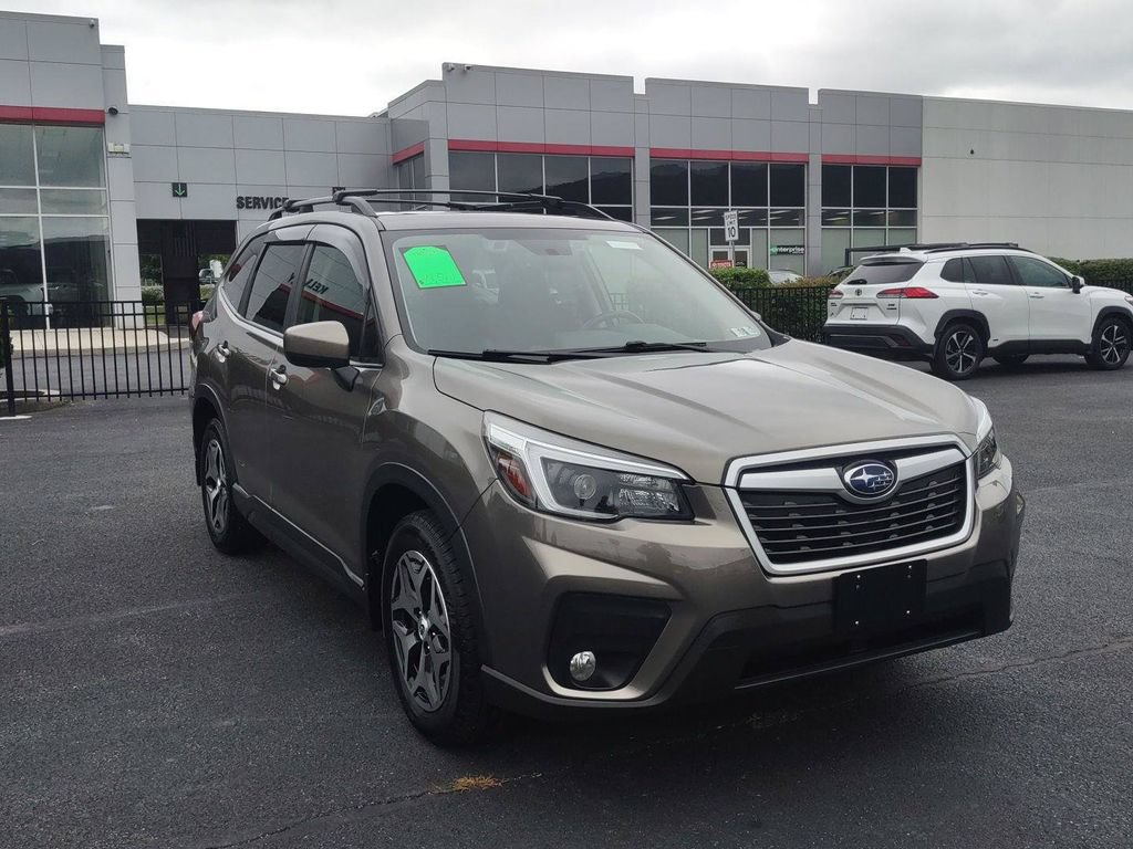 Used 2021 Subaru Forester Premium AWD/4WD image 3