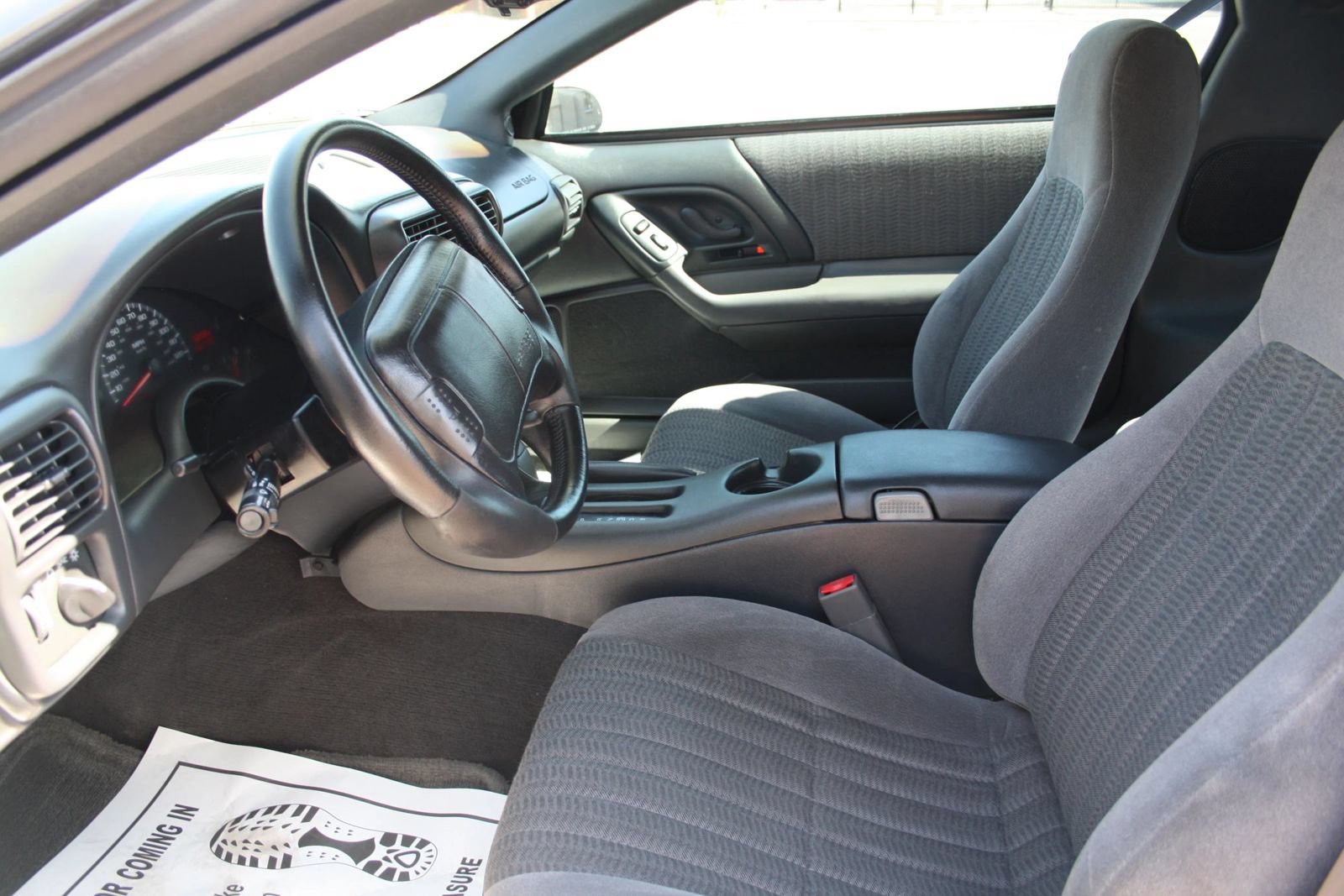 Used 1998 Chevrolet Camaro LT w/ Preferred Equipment Group 2 RWD image 10