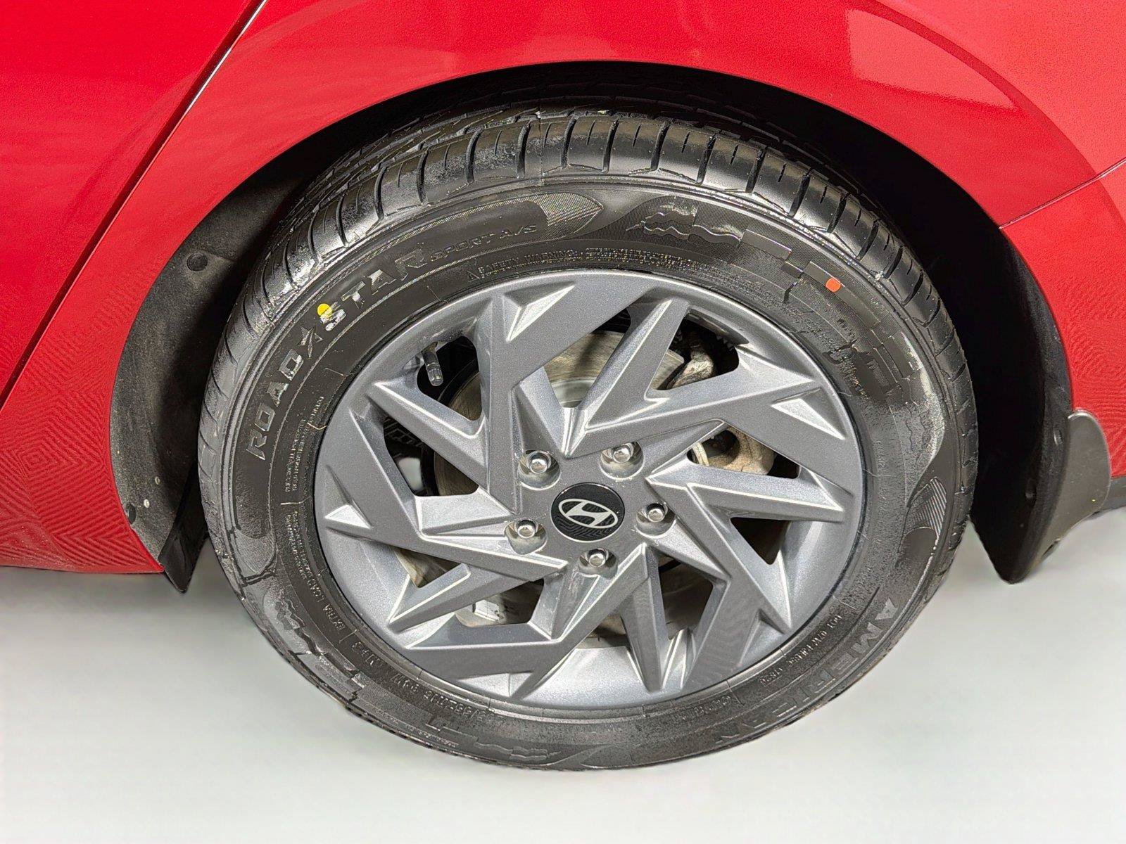 Used 2024 Hyundai Elantra SEL FWD image 34