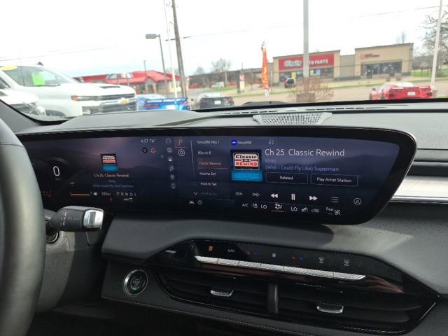 Used 2025 Buick Enclave Avenir w/ Super Cruise Package image 15