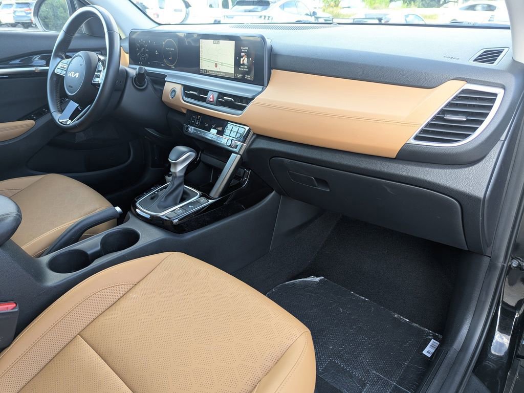 Certified 2024 Kia Seltos EX image 9