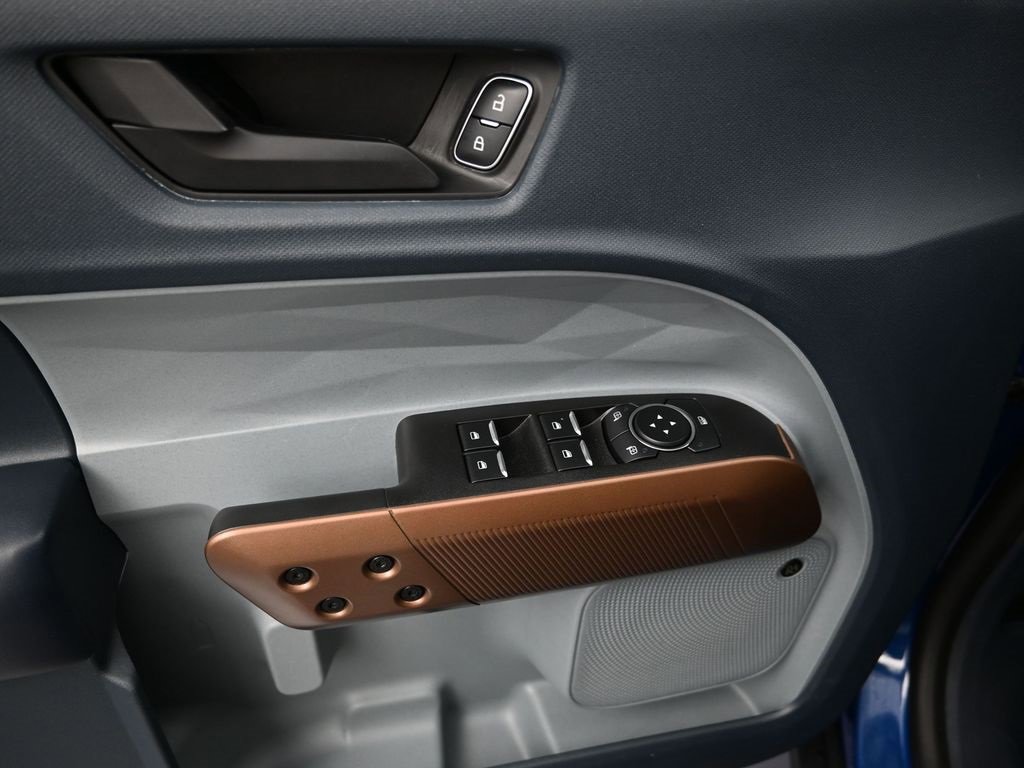 Used 2024 Ford Maverick Lariat w/ FX4 Off-Road Package image 13