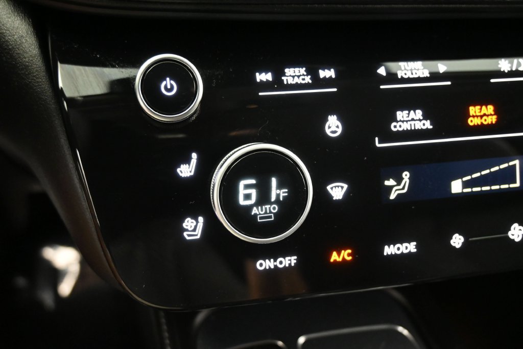 Used 2023 INFINITI QX60 Luxe w/ Performance Audio Package FWD image 15