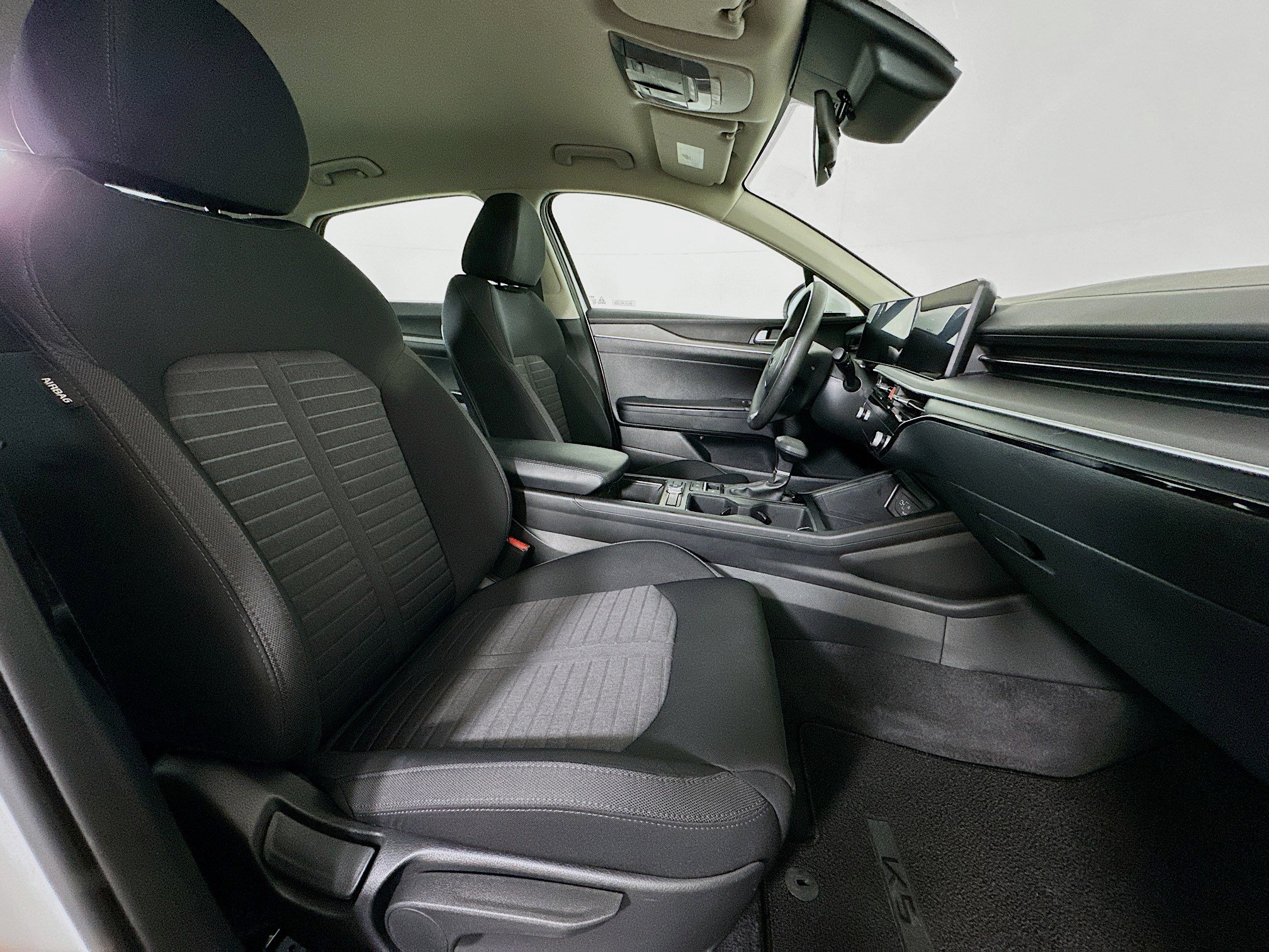 Used 2025 Kia K5 LXS image 30