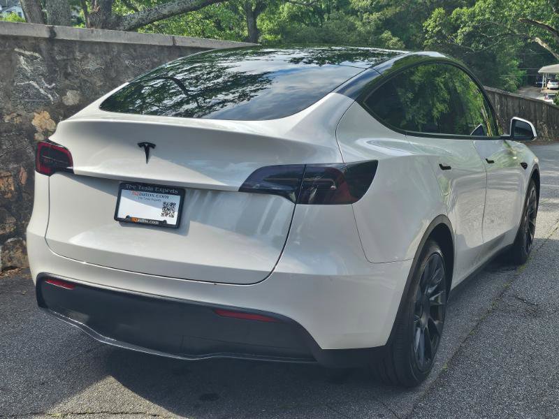 Used 2024 Tesla Model Y Long Range AWD/4WD image 12