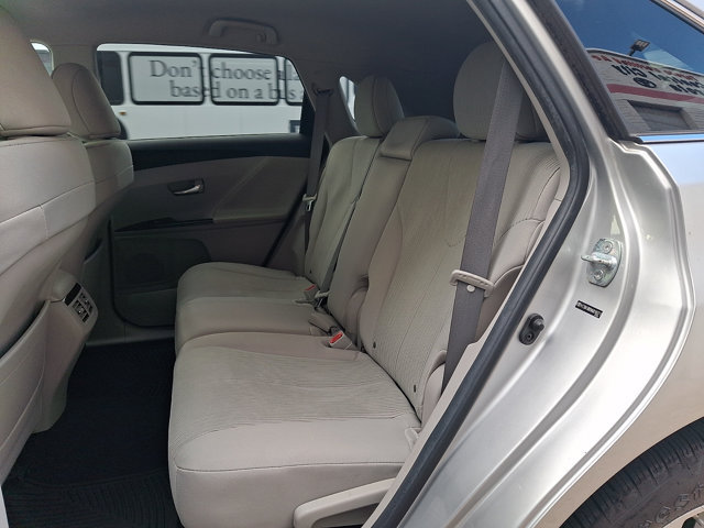 Used 2010 Toyota Venza AWD image 10