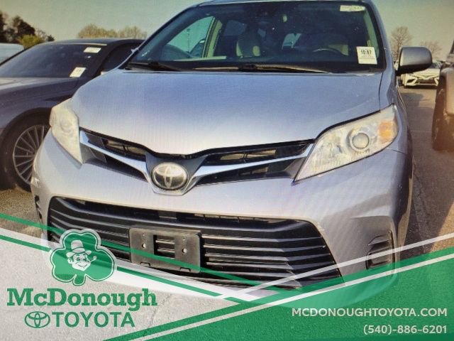 Used 2018 Toyota Sienna LE image 15