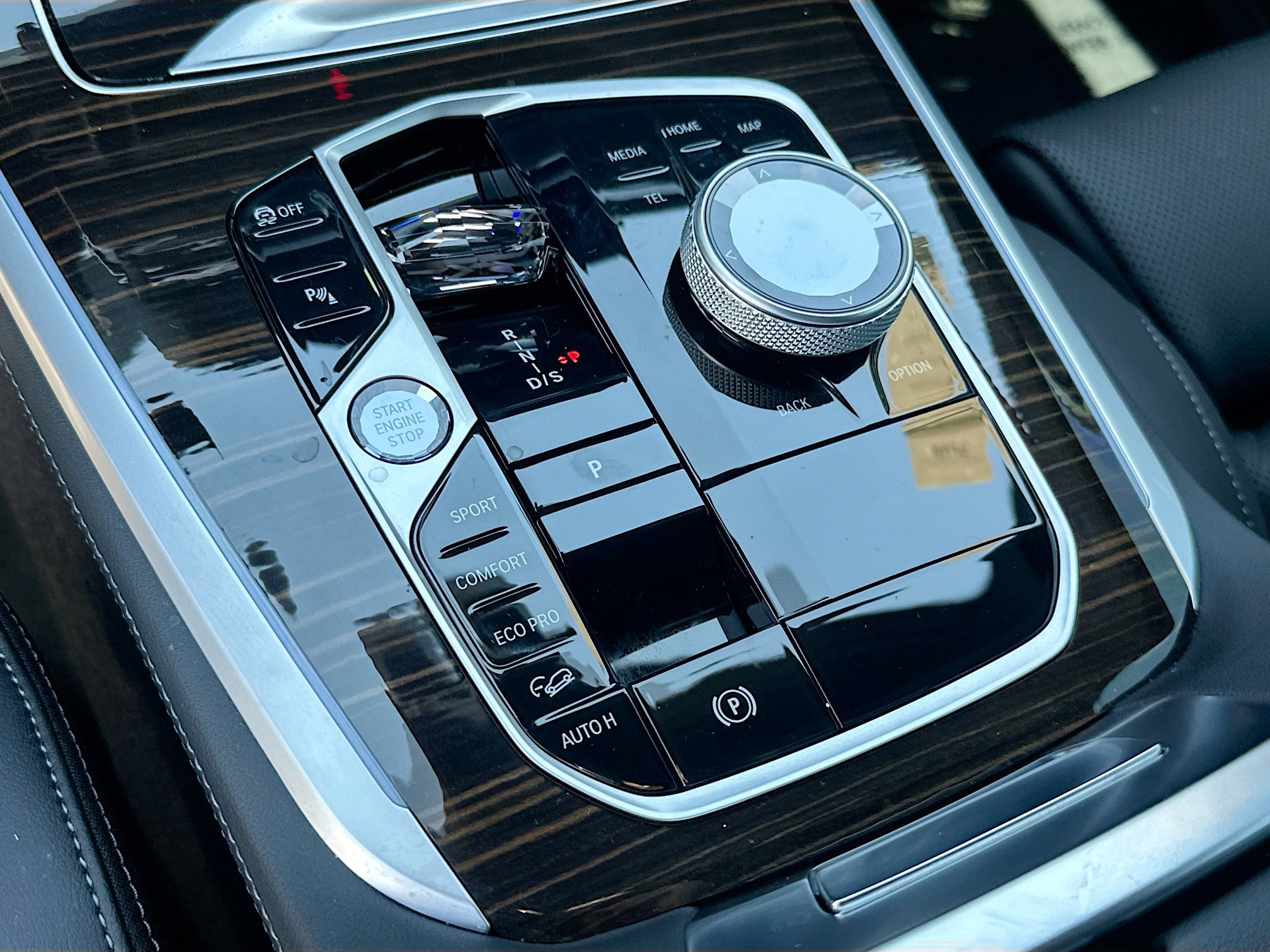 Used 2026 BMW X5 xDrive40i w/ Executive Package image 17