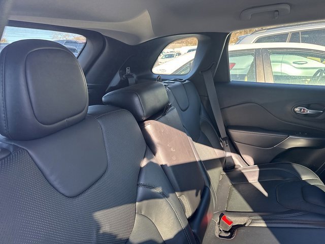 Certified 2020 Jeep Cherokee Latitude Lux w/ Quick Order Package 26H Lux image 8