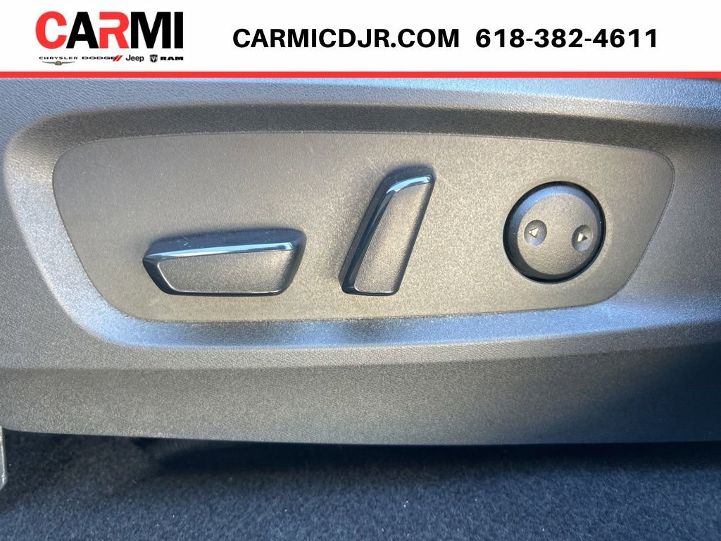 Used 2022 Nissan Pathfinder Platinum w/ Cargo Package AWD/4WD image 10