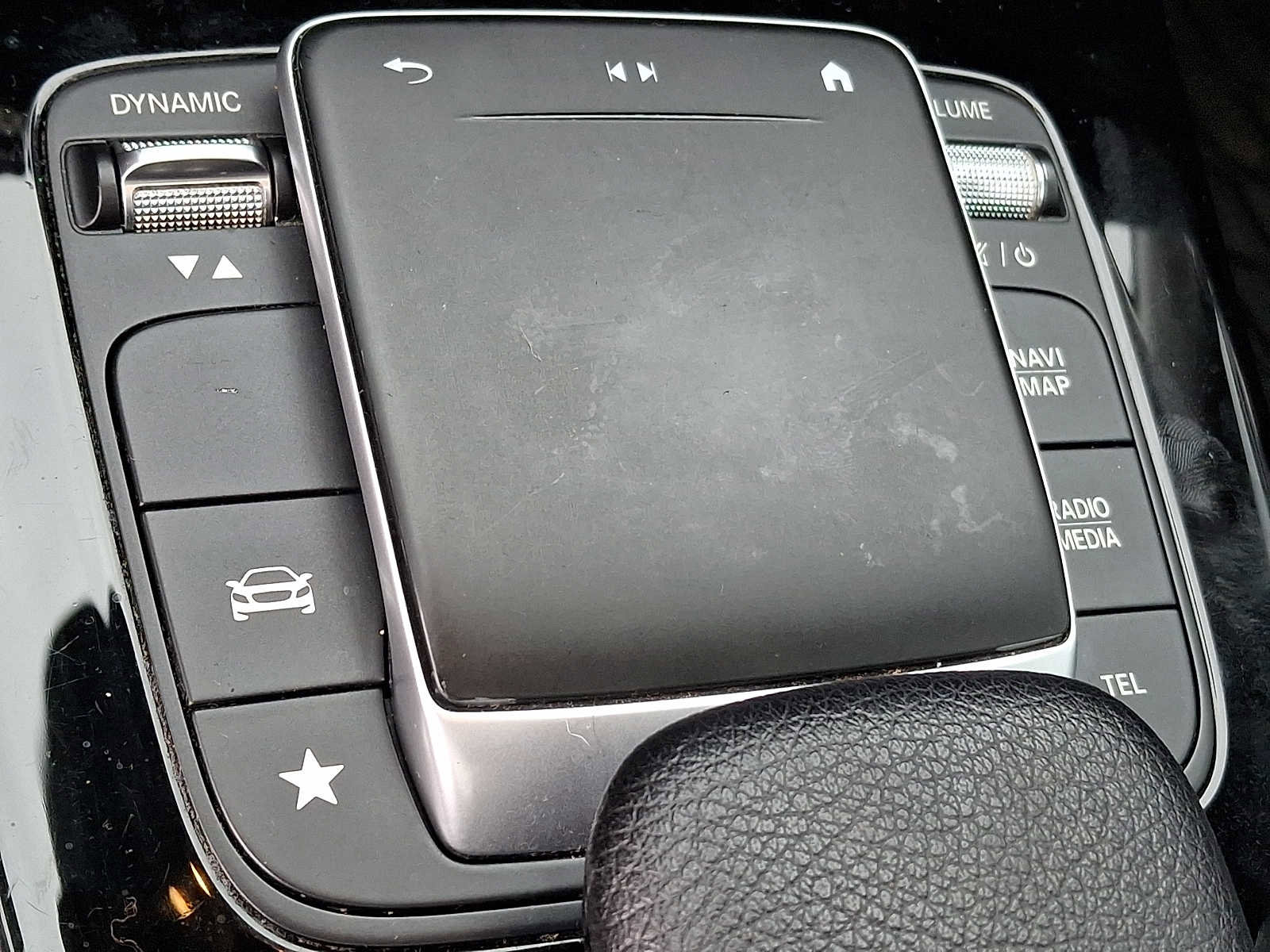 Used 2022 Mercedes-Benz CLA 250 4MATIC w/ Premium Package Lite image 21