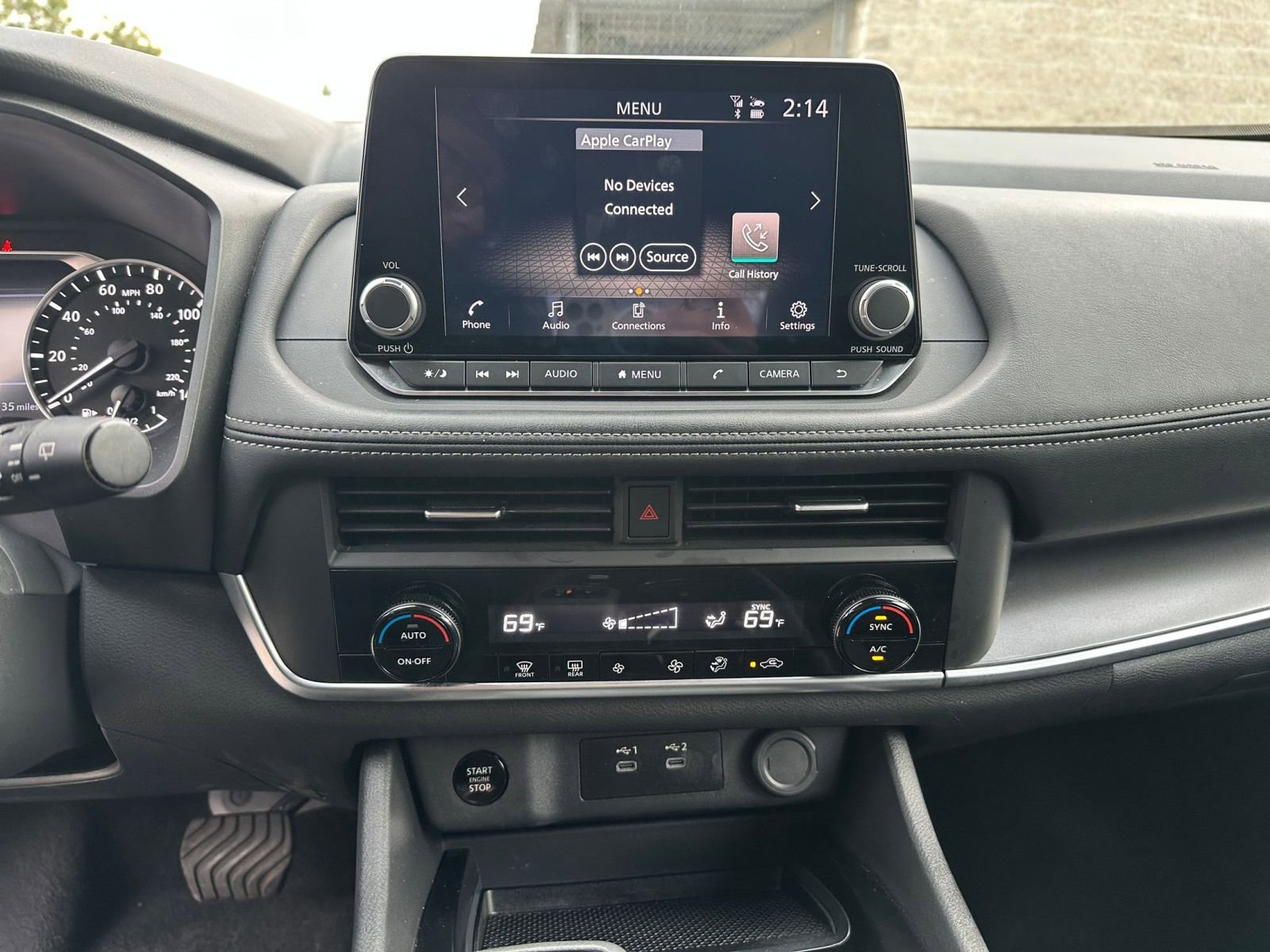 Used 2025 Nissan Rogue SV image 17