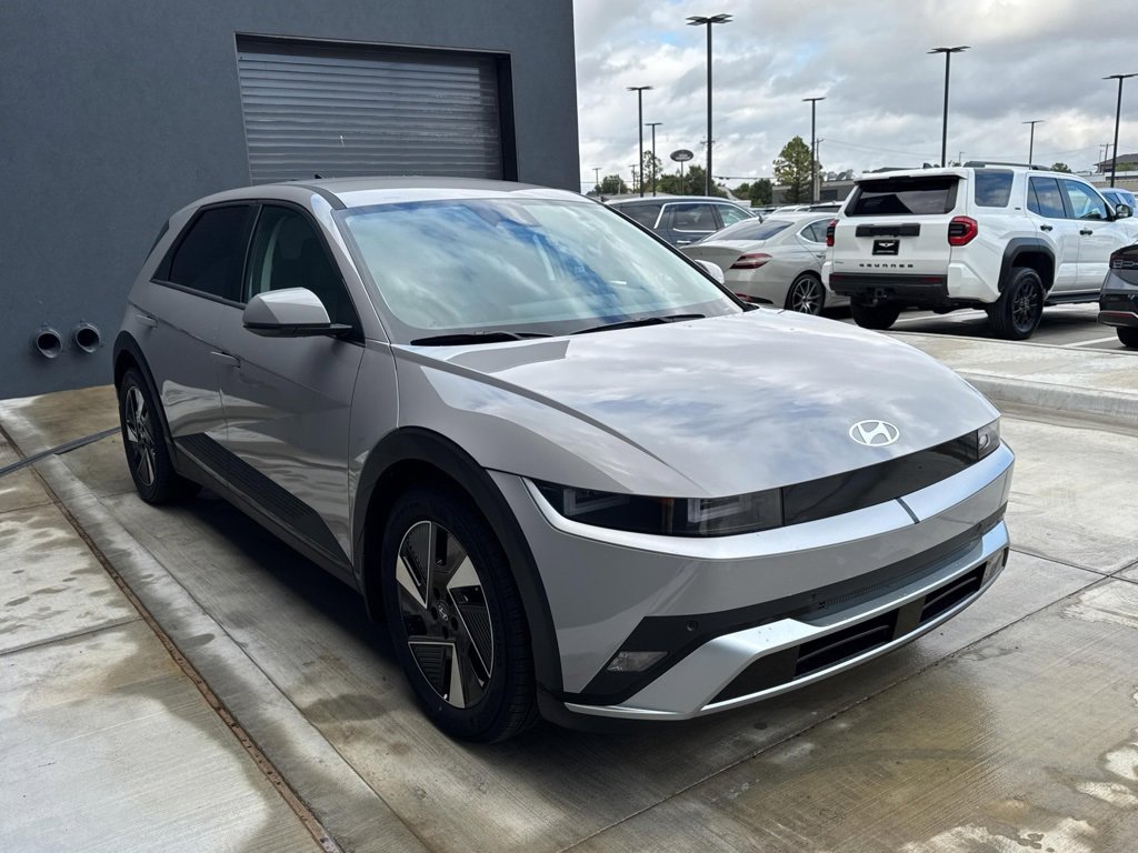 New 2026 Hyundai Ioniq 5 SEL image 3