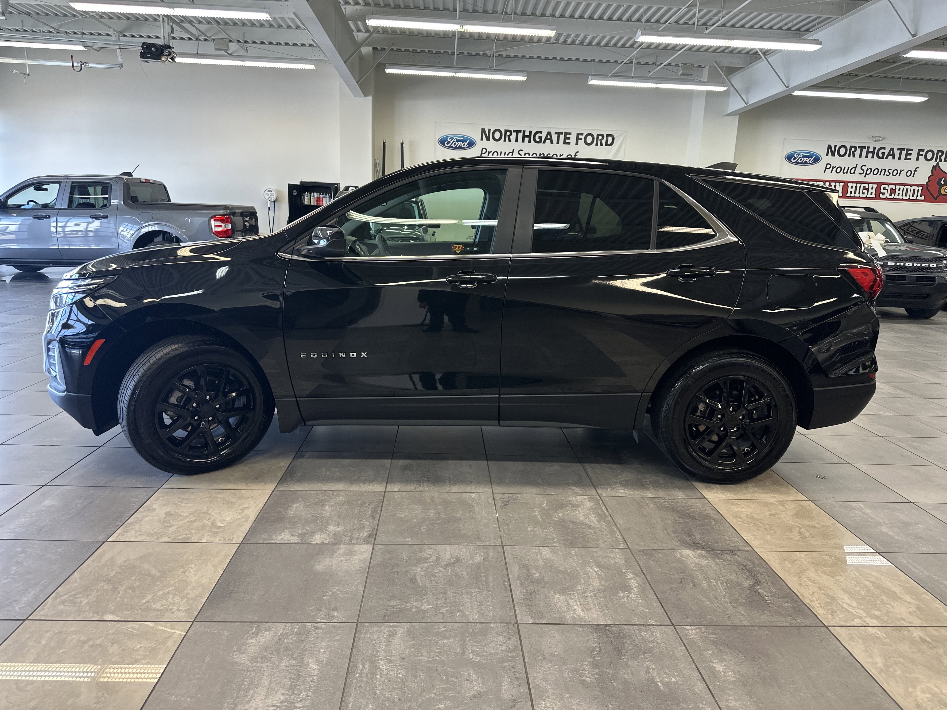 Used 2024 Chevrolet Equinox LT FWD image 15