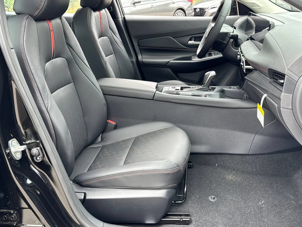 New 2026 Nissan Sentra SR w/ SR Premium Package FWD image 21