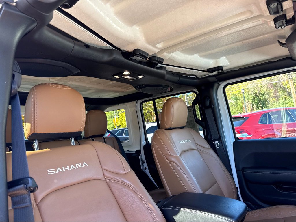Used 2022 Jeep Wrangler Unlimited Sahara w/ Cold Weather Group image 8