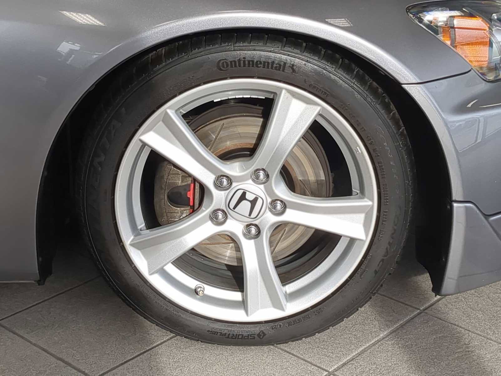 Used 2008 Honda S2000 image 9