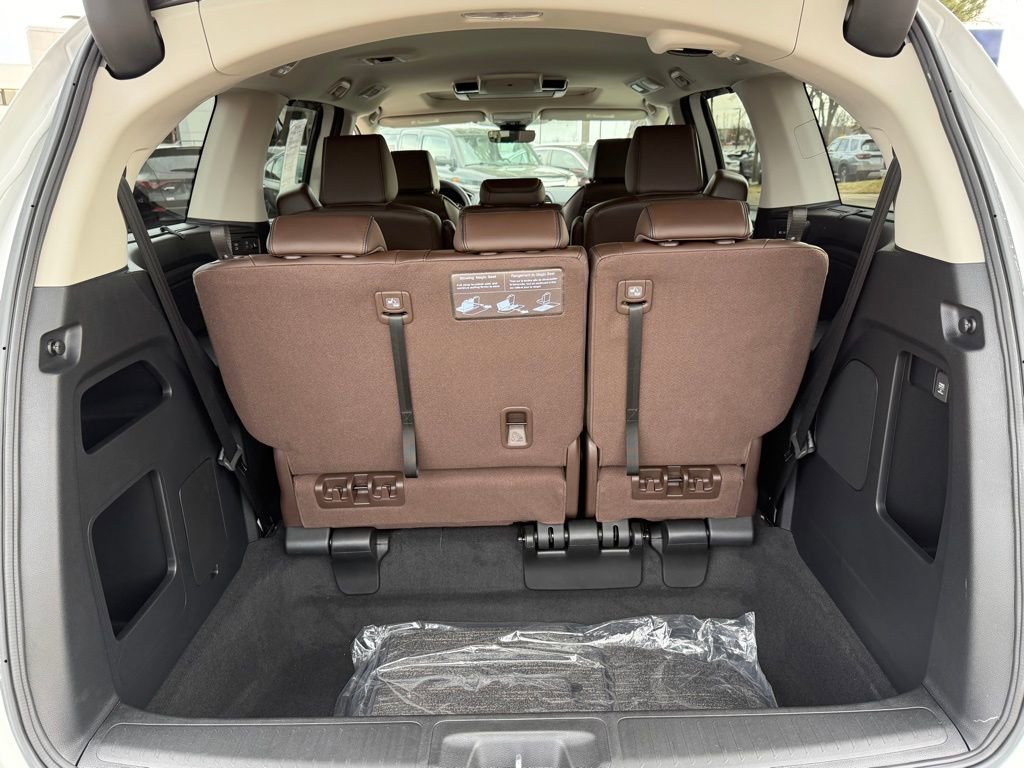 Certified 2026 Honda Odyssey Touring image 37