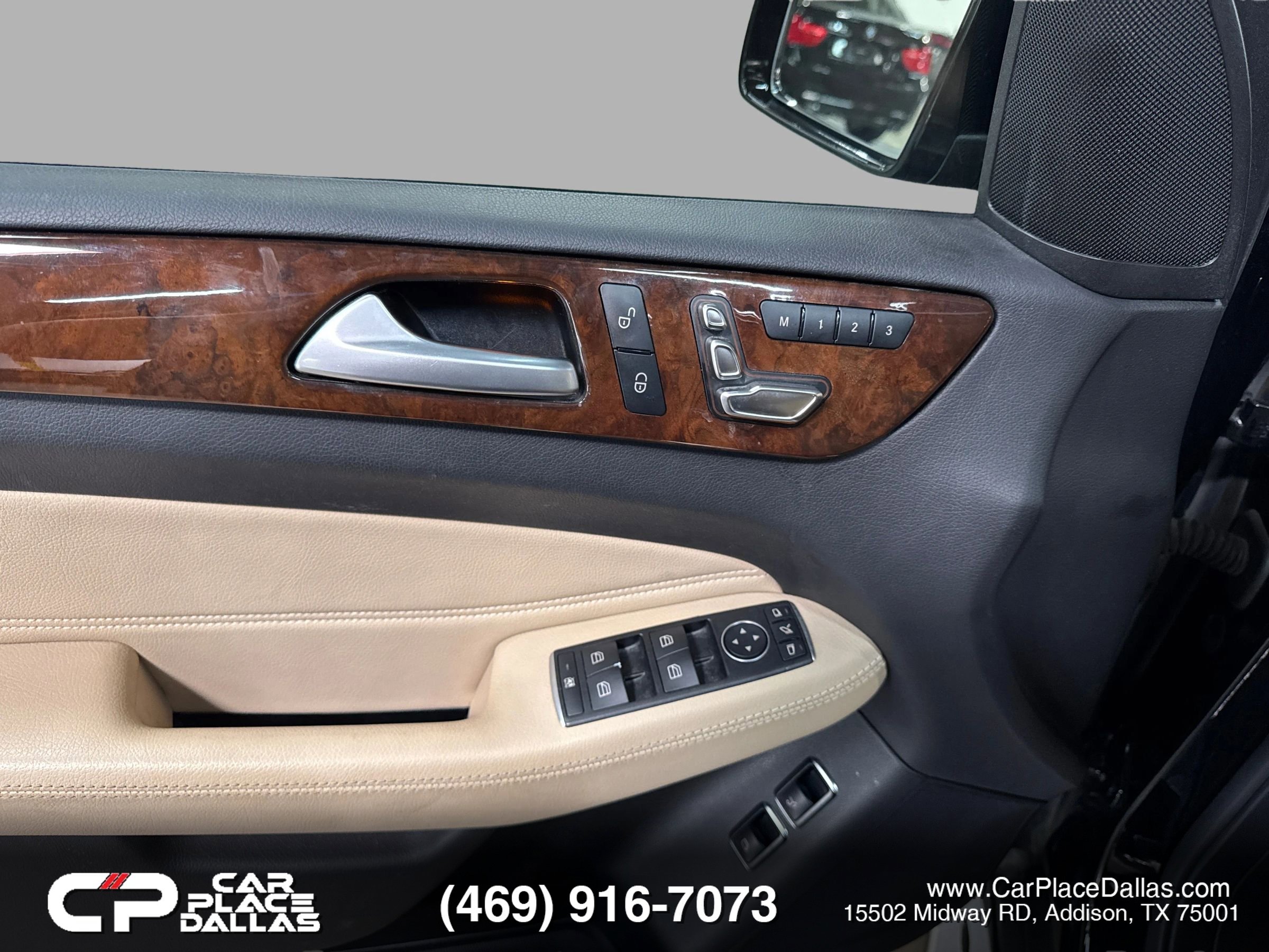 Used 2018 Mercedes-Benz GLS 450 4MATIC w/ Premium Package image 18