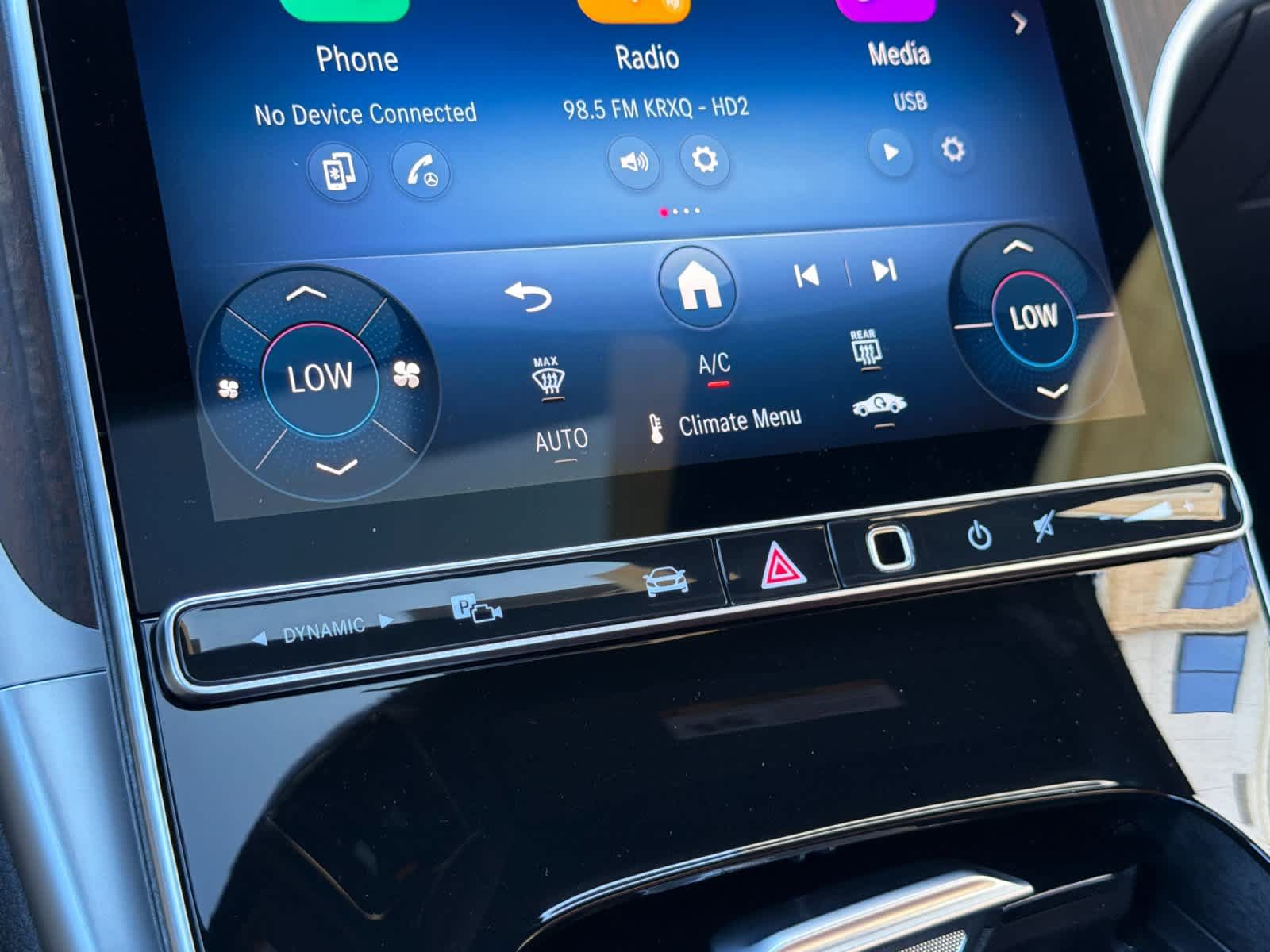 New 2026 Mercedes-Benz C 300 Sedan image 18