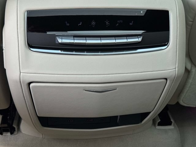 New 2026 Cadillac Escalade Platinum Sport w/ LPO, ONYX Package AWD/4WD image 17
