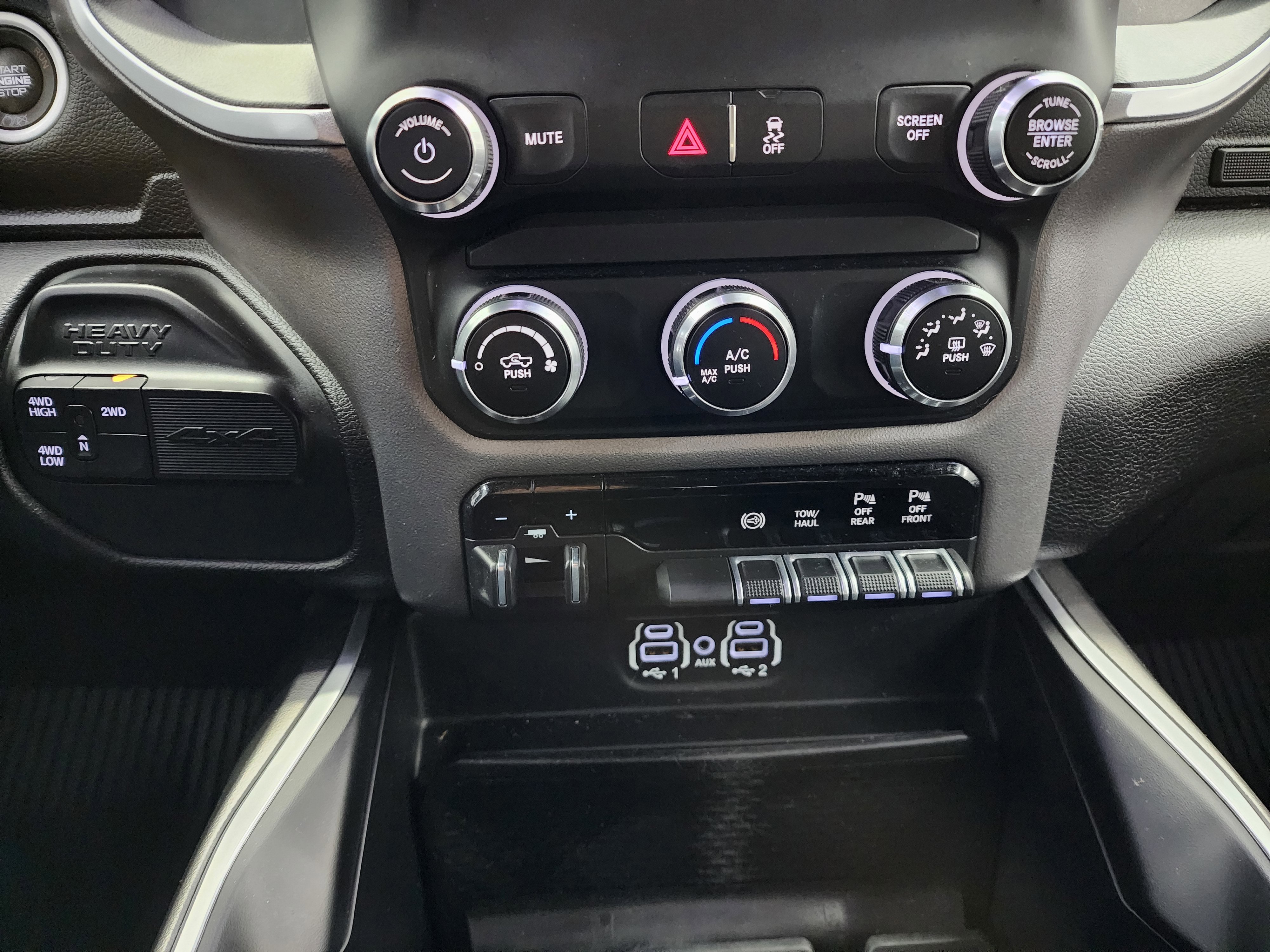 Used 2021 RAM 2500 Big Horn w/ Night Edition image 15