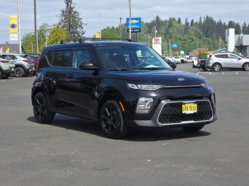 Used 2021 Kia Soul LX FWD image 2