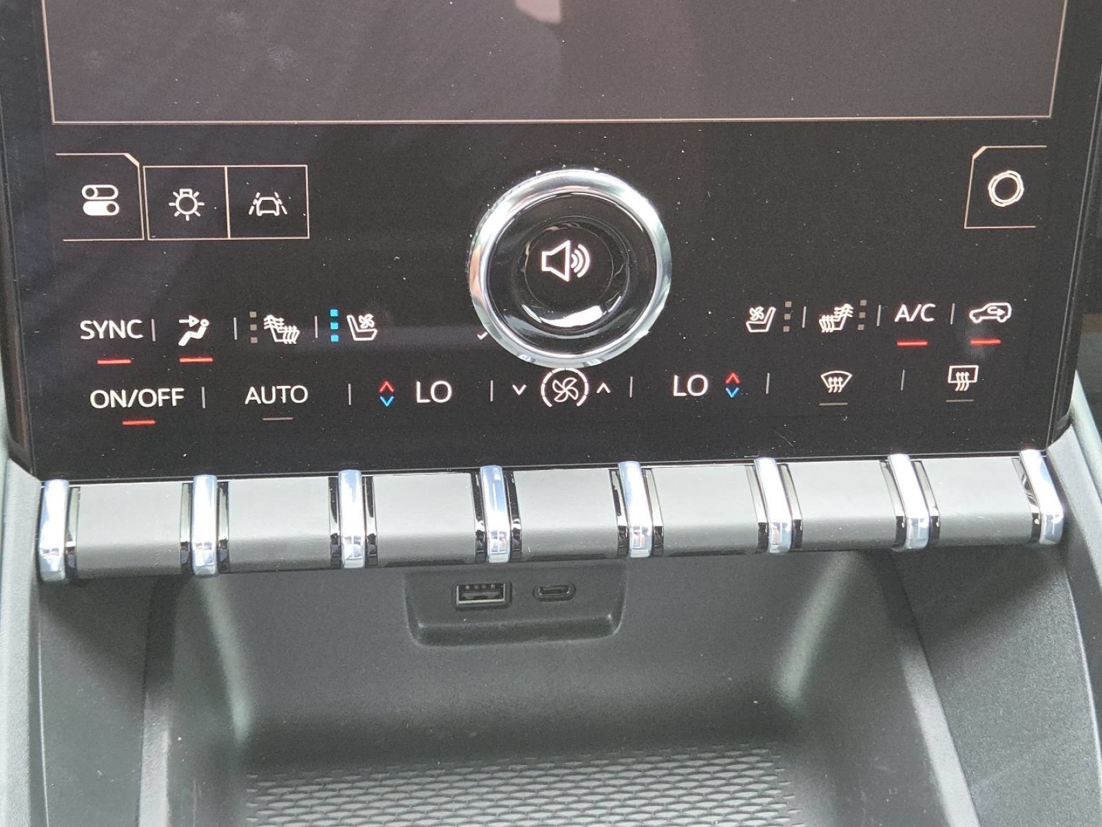 New 2026 GMC Terrain AT4 w/ Convenience Package III AWD/4WD image 33
