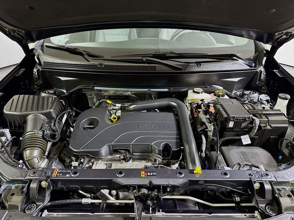 Used 2023 Chevrolet Equinox LT image 27