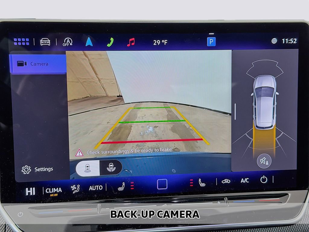 Used 2025 Volkswagen GTI SE image 6