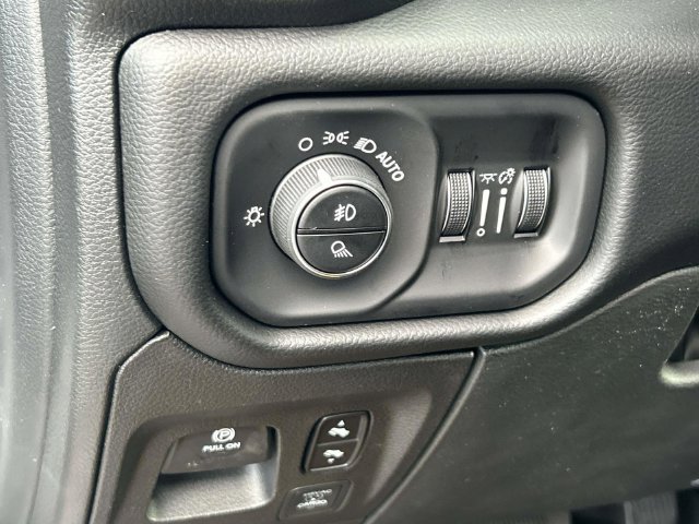 New 2027 RAM 1500 4x4 Crew Cab image 25
