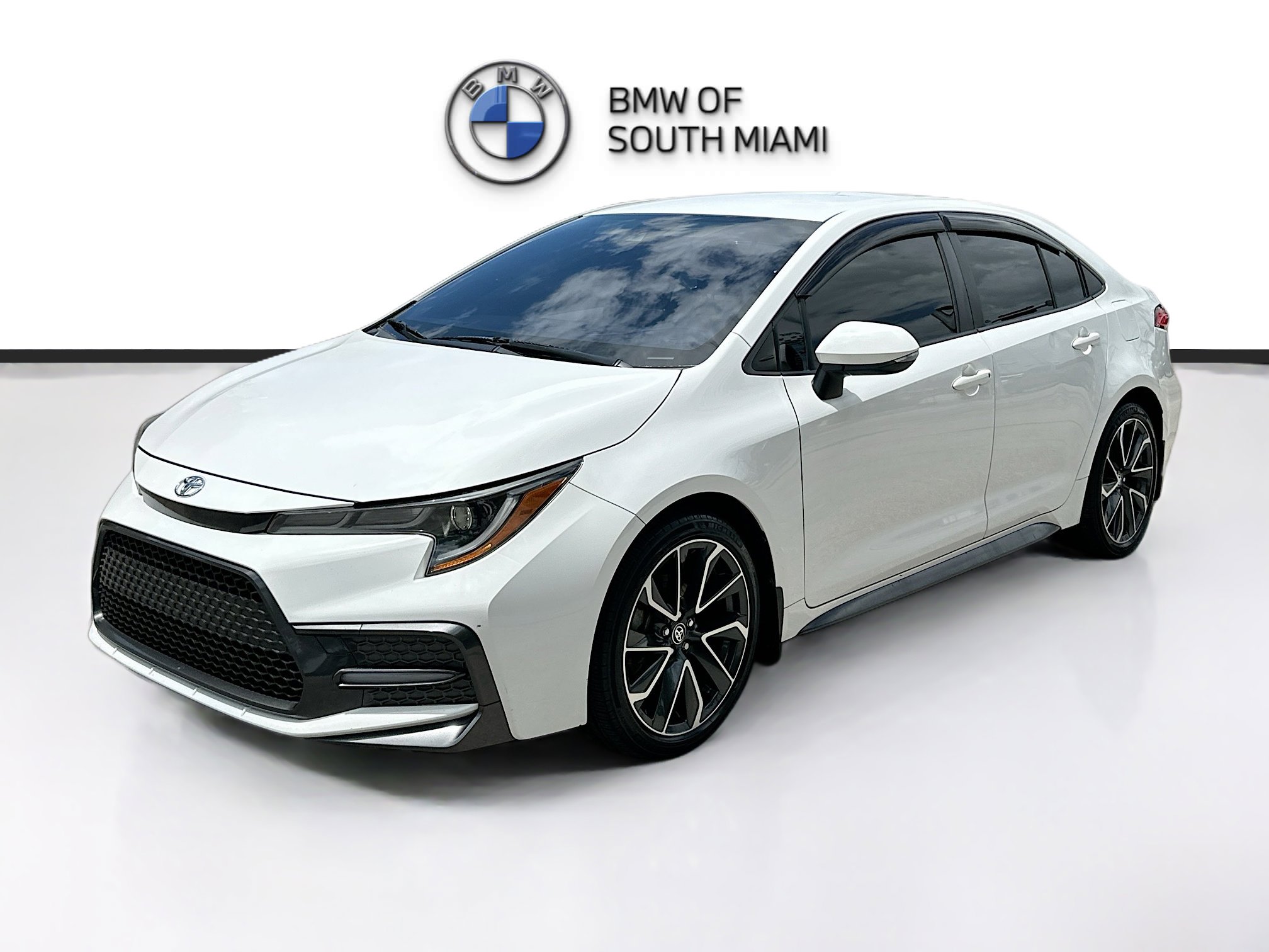 Used 2020 Toyota Corolla SE FWD image 3