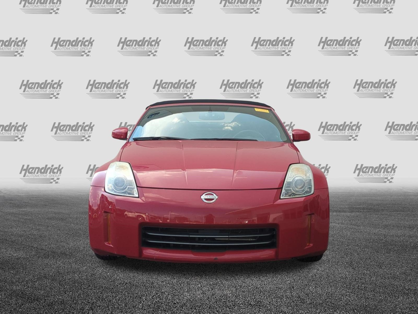 Used 2006 Nissan 350Z Grand Touring RWD image 3
