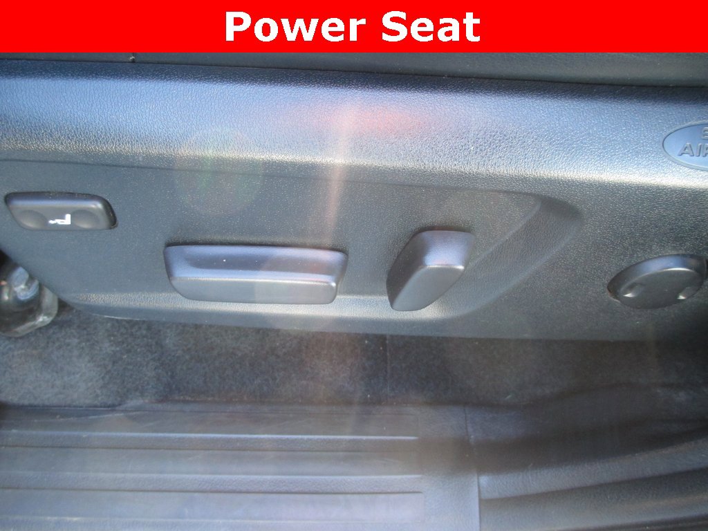 Used 2018 Toyota Tundra Platinum image 25