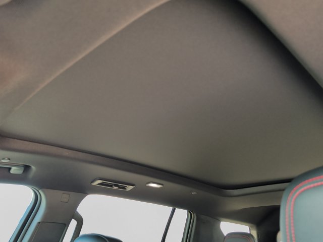 Certified 2024 Chevrolet Traverse RS FWD image 12
