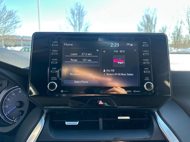 Certified 2021 Toyota Venza LE w/ Carpet Mat Package (TMS) image 35