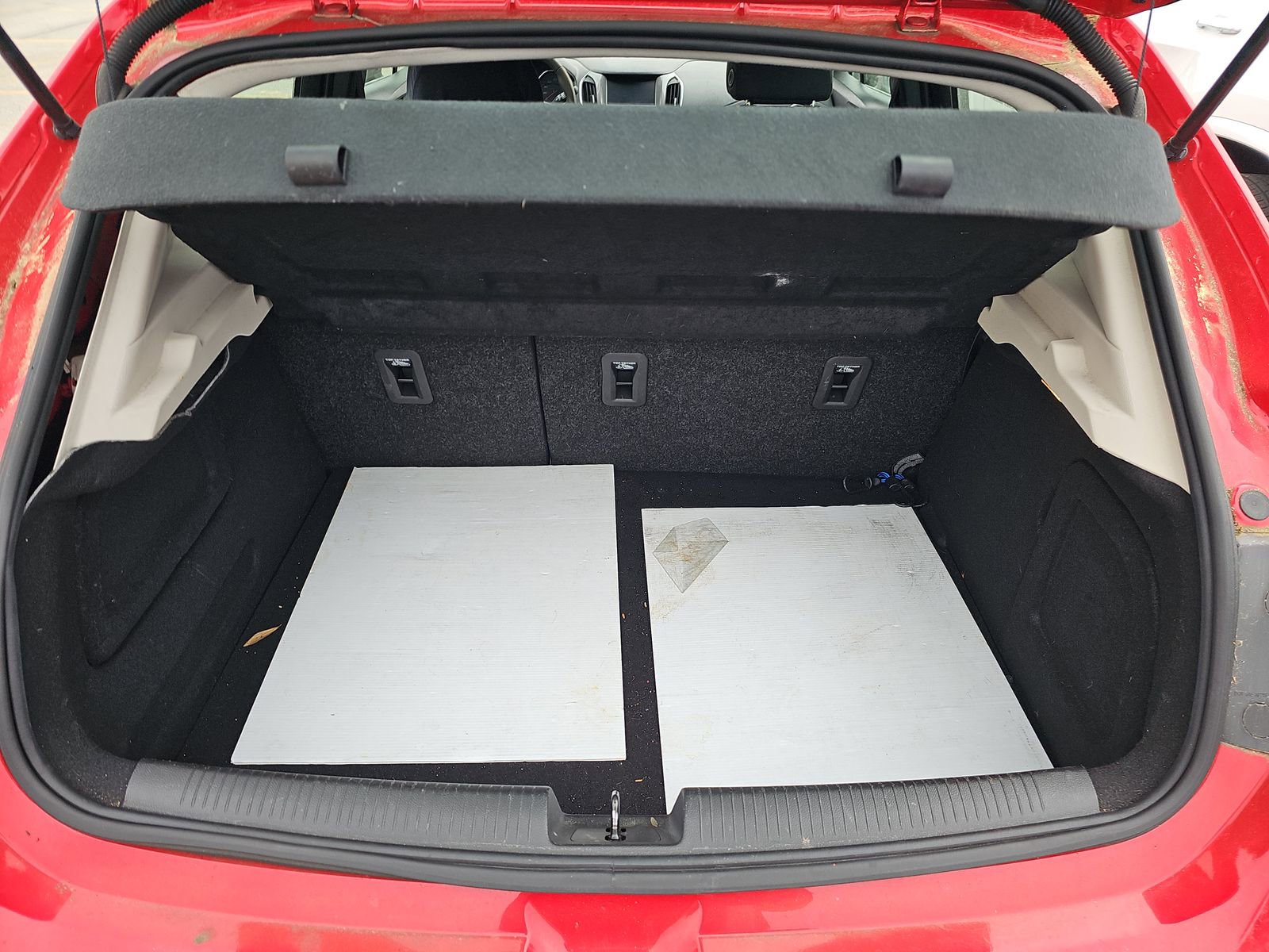 Used 2018 Chevrolet Cruze LT w/ Convenience Package image 23