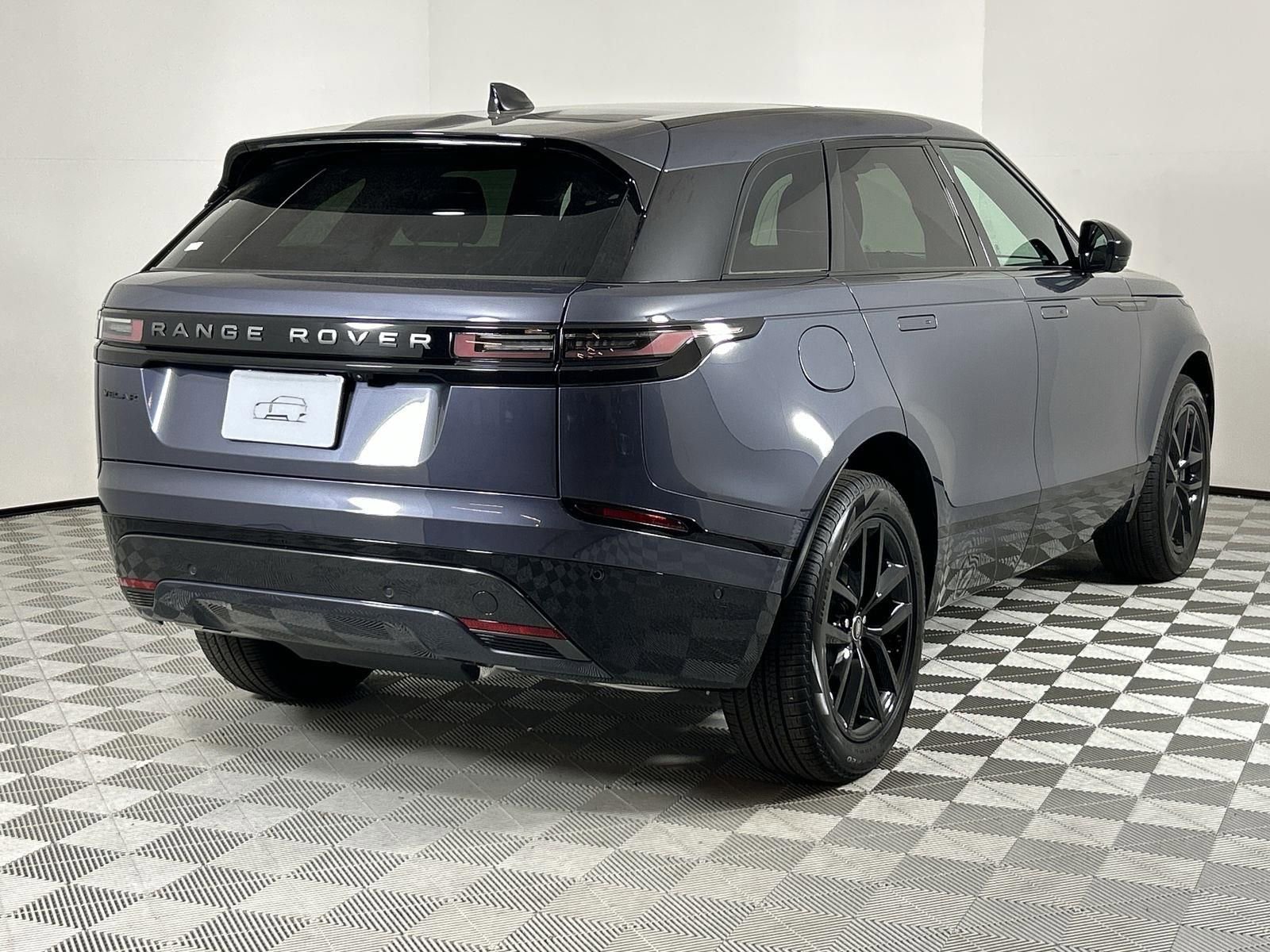 Certified 2026 Land Rover Range Rover Velar Dynamic SE image 5