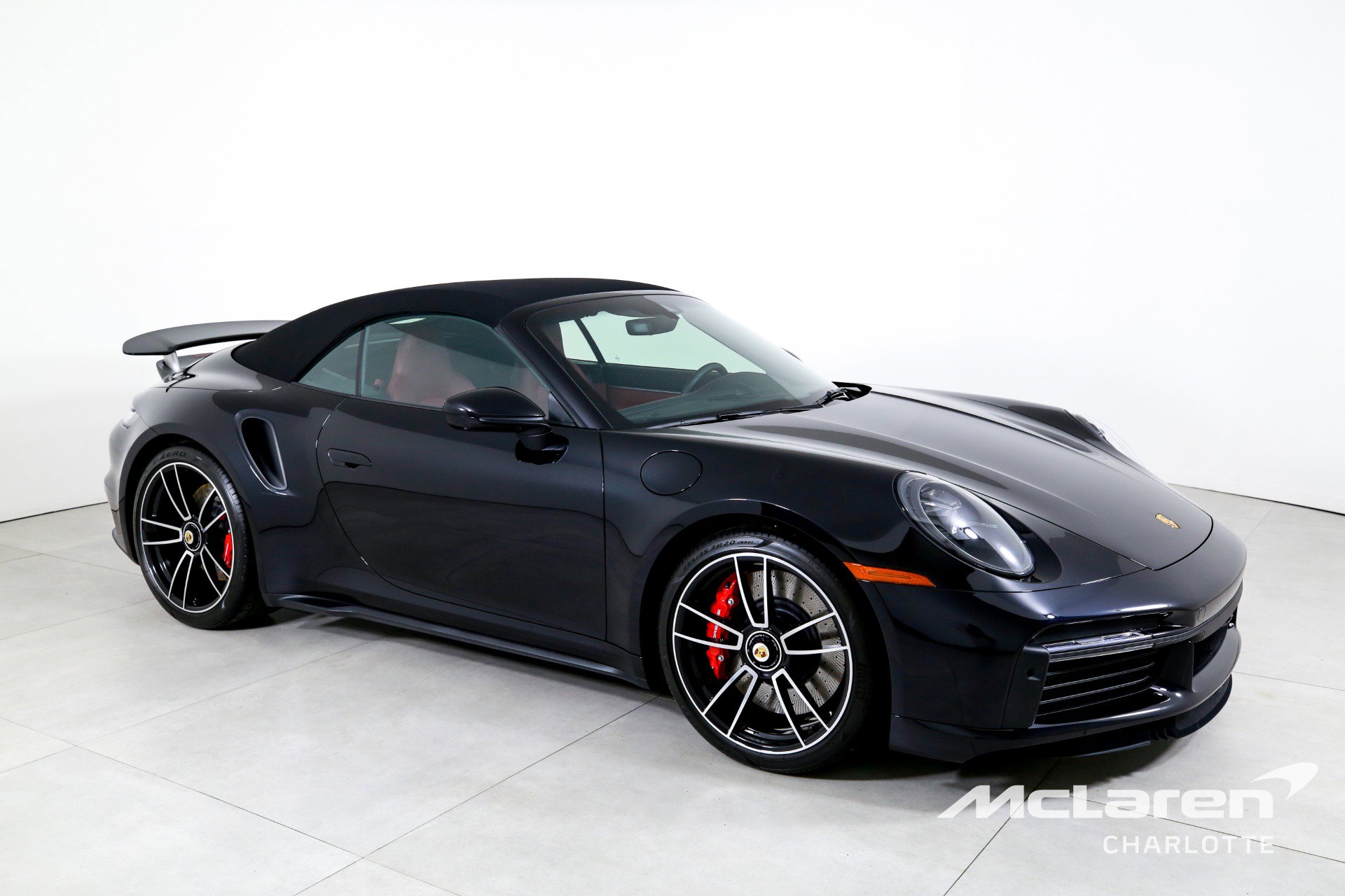 Used 2024 Porsche 911 Turbo image 3