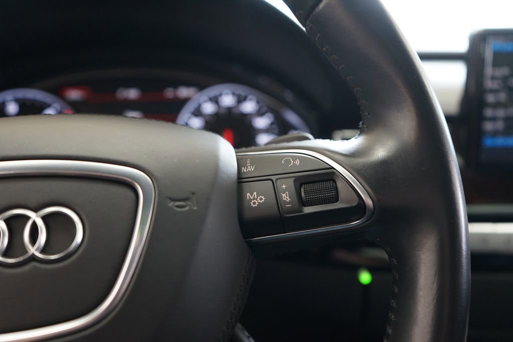 Used 2015 Audi A8 L TDI w/ Premium Package image 37