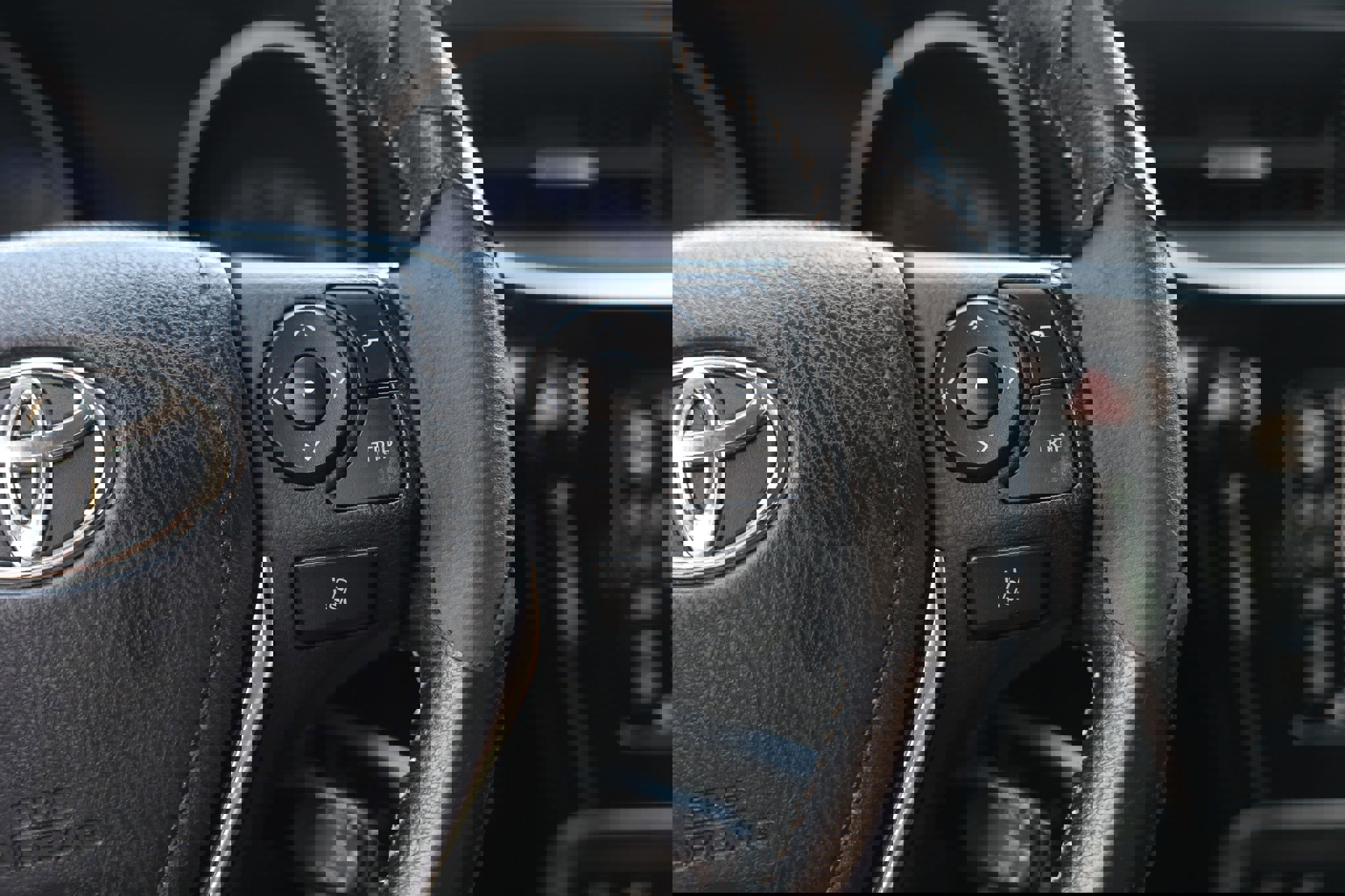 Used 2017 Toyota Corolla iM image 31