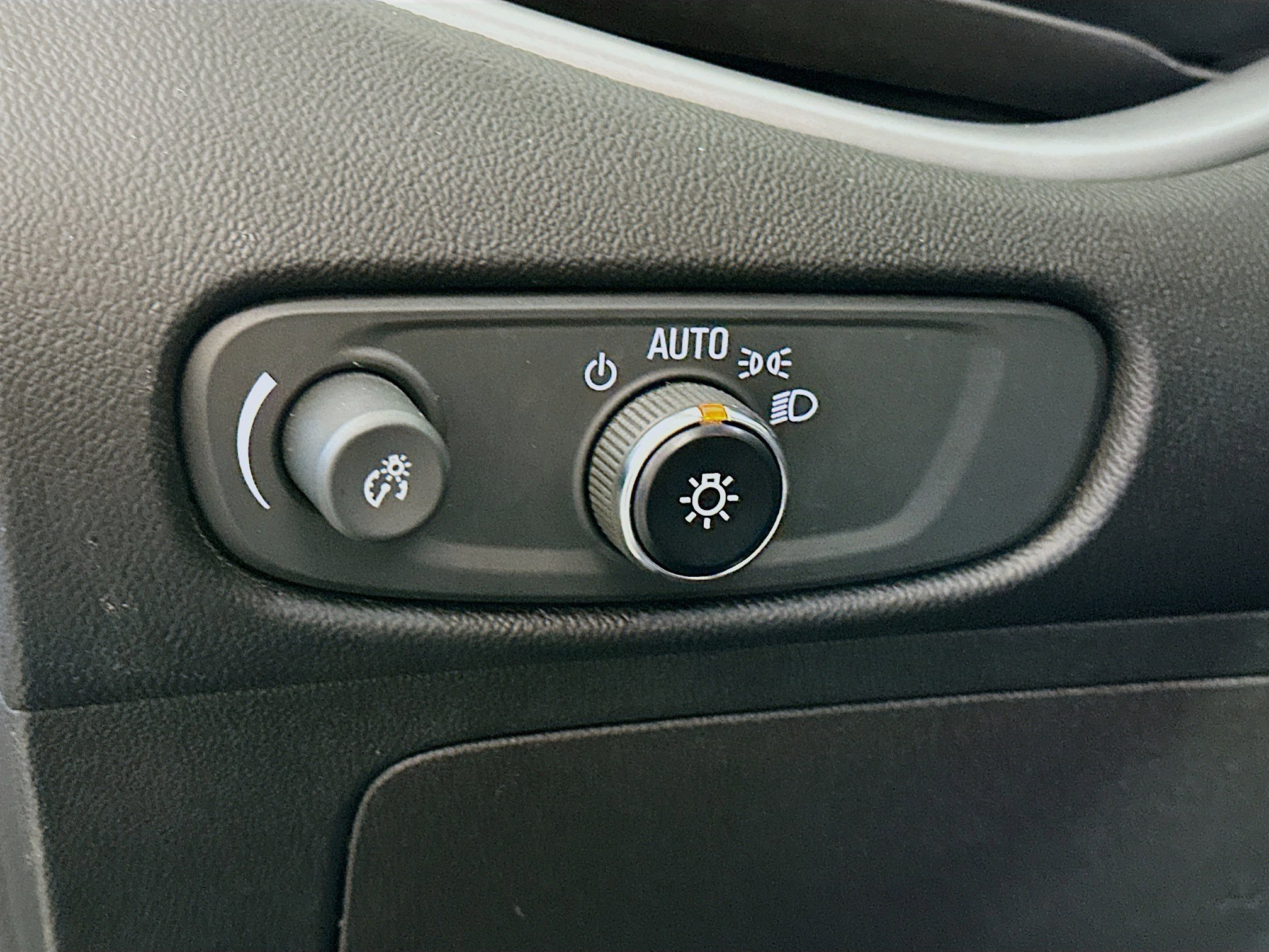 Used 2023 Chevrolet Malibu LT w/ Driver Confidence Package image 16