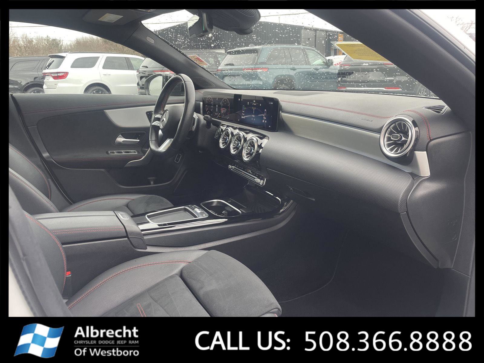 Used 2024 Mercedes-Benz CLA 250 4MATIC image 19