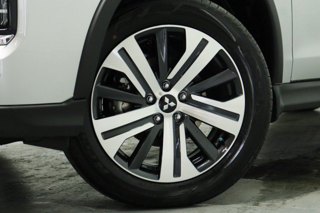 New 2026 Mitsubishi Outlander Sport ES AWD/4WD image 3