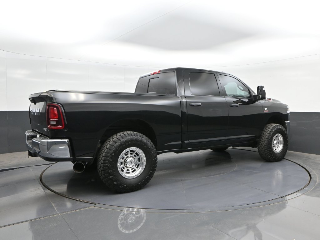 Used 2025 RAM 3500 Tradesman AWD/4WD image 15
