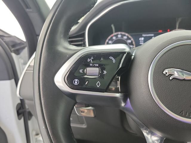 Used 2025 Jaguar F-PACE R-Dynamic S AWD/4WD image 22