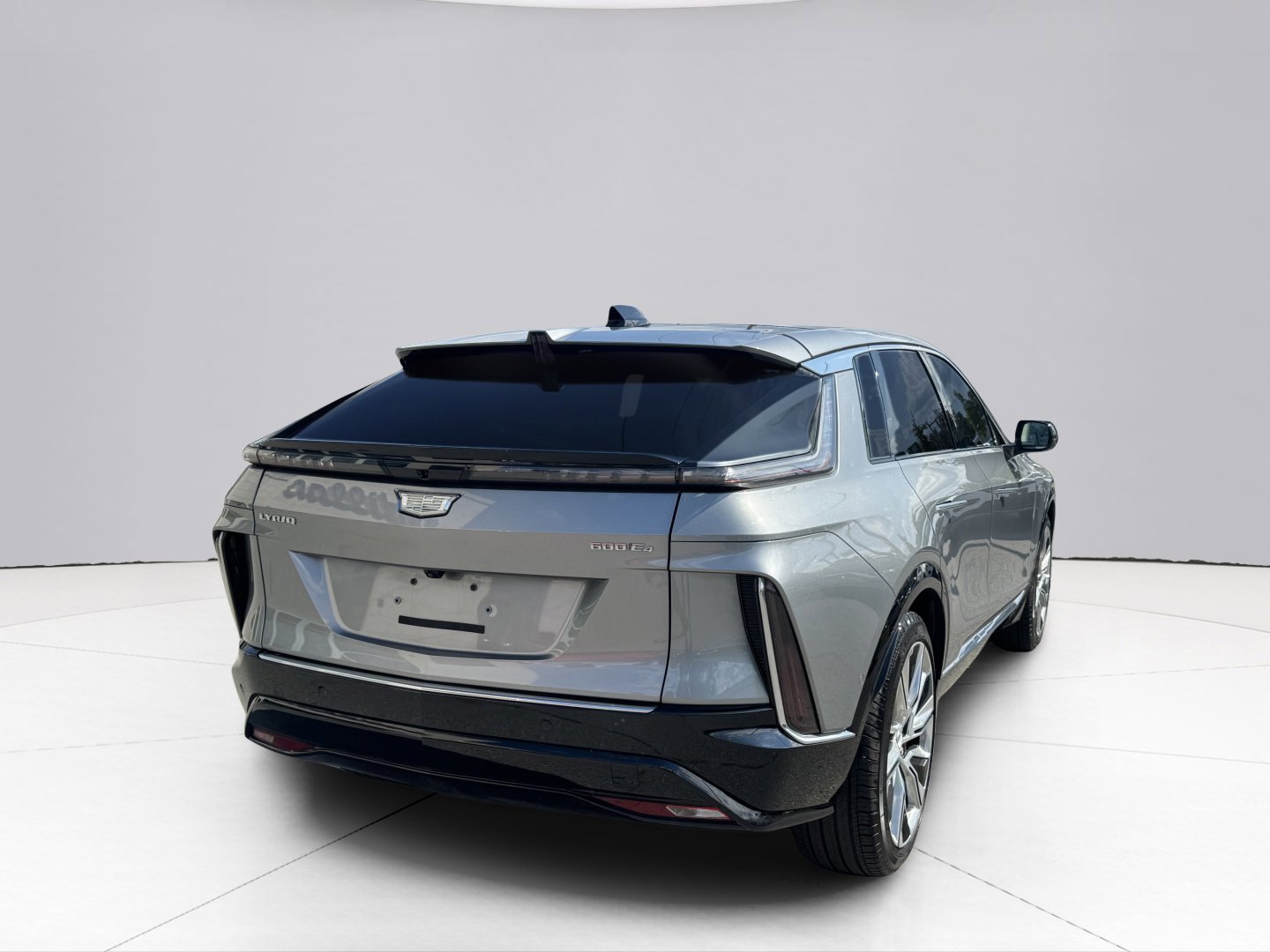 Used 2024 Cadillac Lyriq Luxury w/ LPO, Floor Liner Package image 5