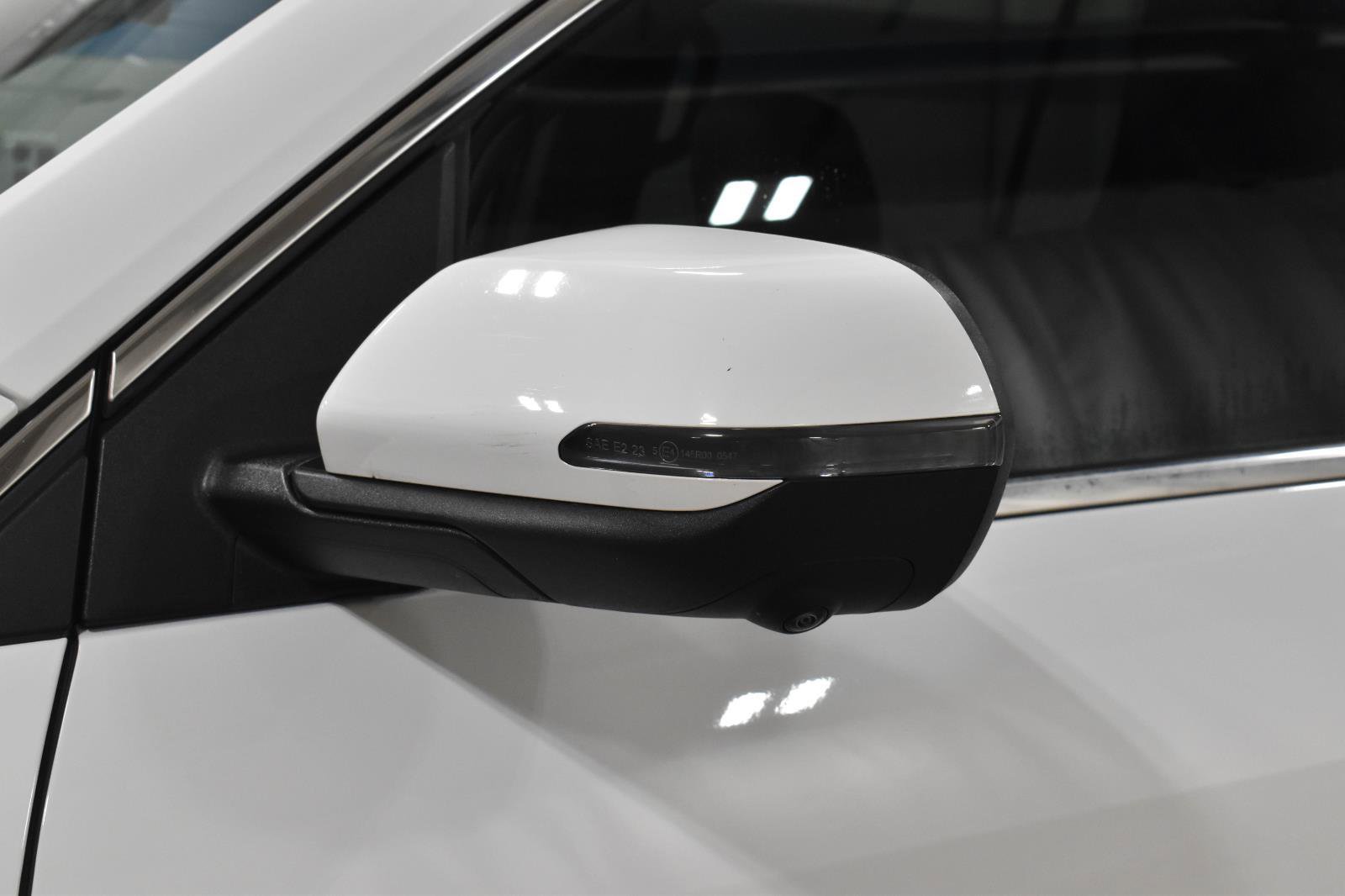 Used 2025 Buick Enclave Preferred image 37