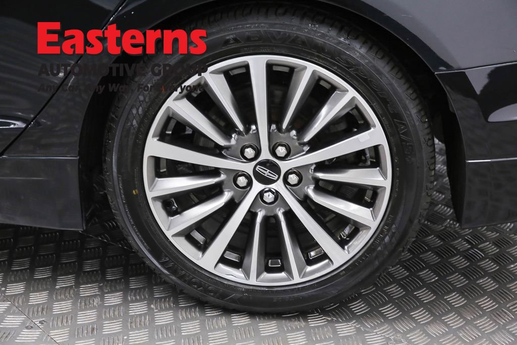 Used 2019 Lincoln MKZ Premiere image 34